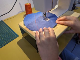 Ateliers de couture pour enfant à l'atelier ADN Laine, 71220 Pressy Sous Dondin, en bourgogne du Sud