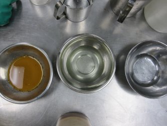 Post mordançage pour la teinture naturelle à base de plantes colorantes, Stage Teinture végétale, ADN Laine 71220 pressy sous dondin, en Bourgogne du Sud